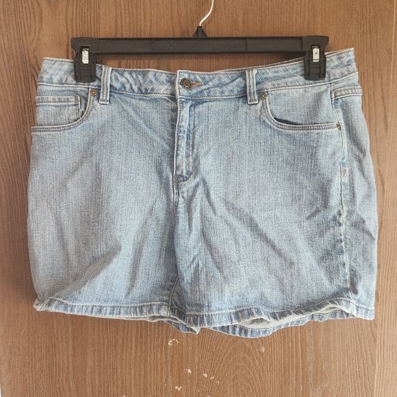 Falls Creek Pants - Falls Creek Light Blue Denim Shorts